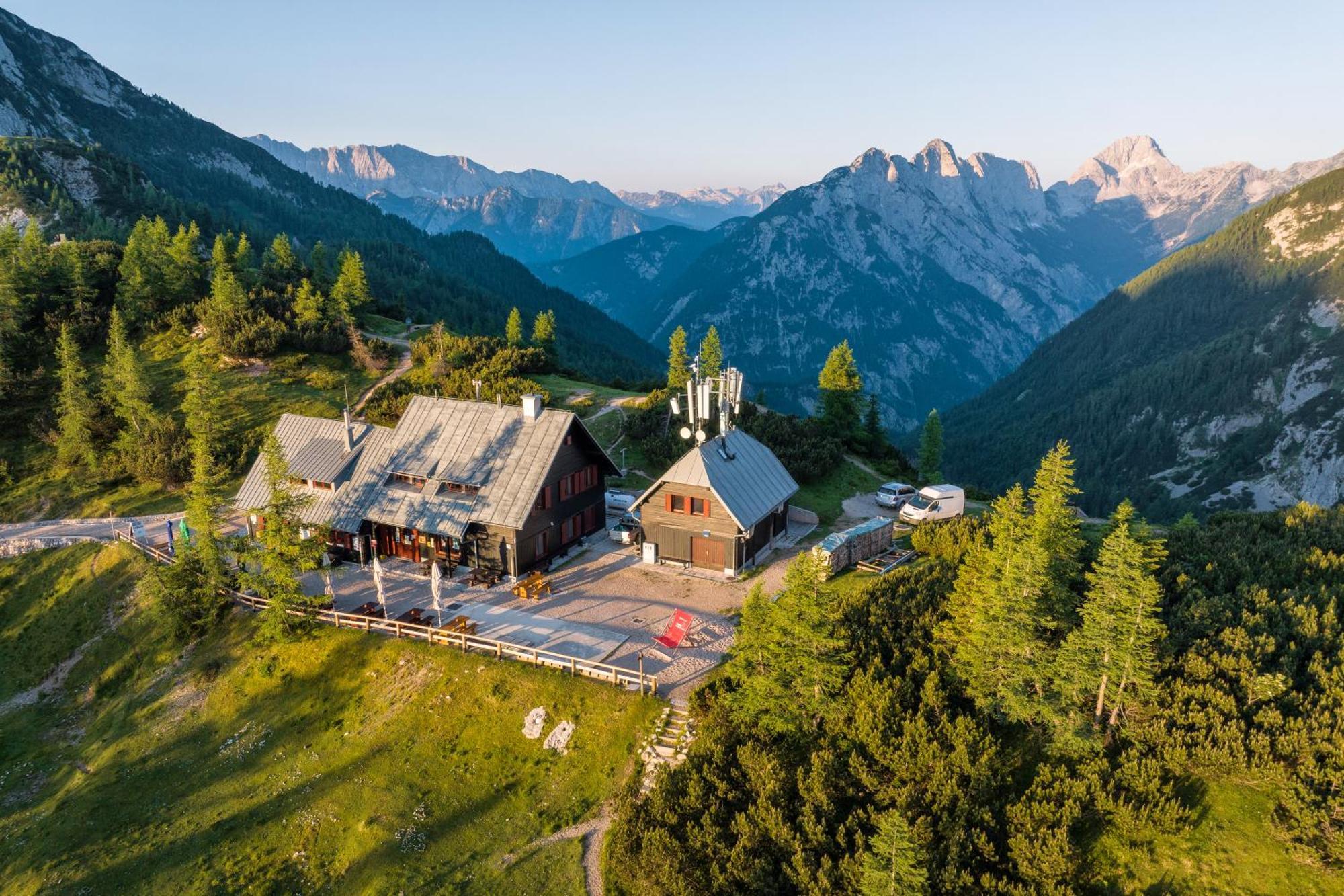 Postarski Dom On Vrsic Kranjska Gora Eksteriør bilde