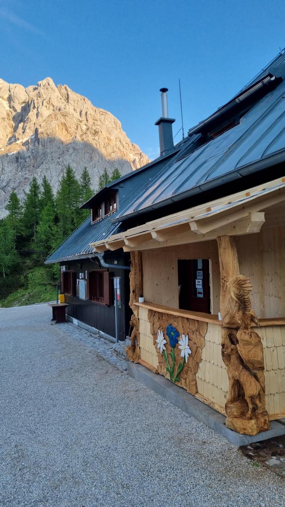 Postarski Dom On Vrsic Kranjska Gora Eksteriør bilde