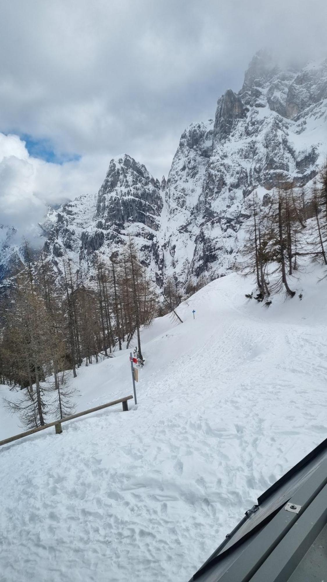 Postarski Dom On Vrsic Kranjska Gora Eksteriør bilde